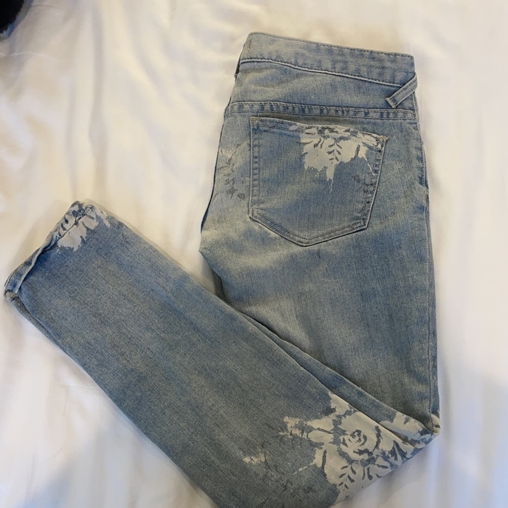 Free People Magnolia Print Light Wash Skinny Ankle Jeans, size 26 - Picture 14 of 16